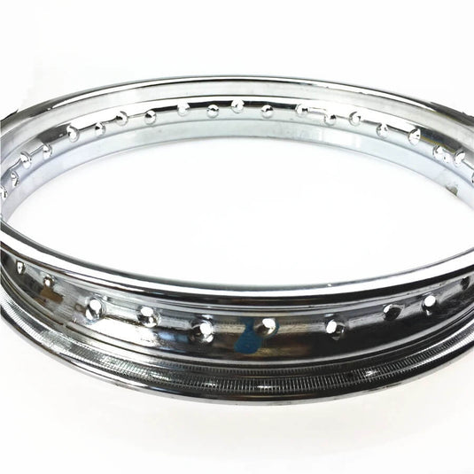 Detalhe do aro de roda em aço resistente à corrosão