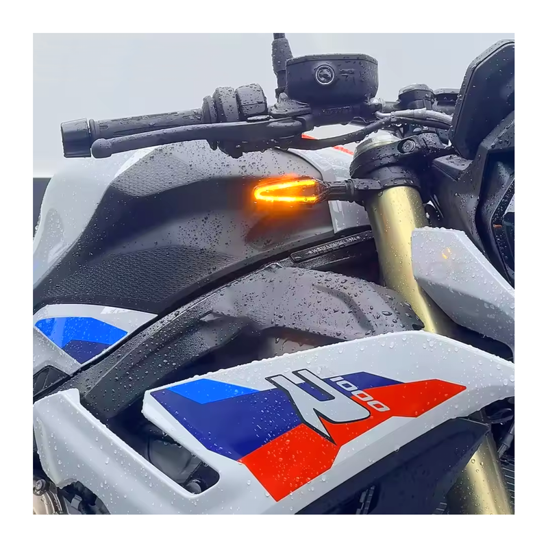 Carregue imagem no visualizador da galeriaPiscas LED para motos BMW - luz âmbar fumada
