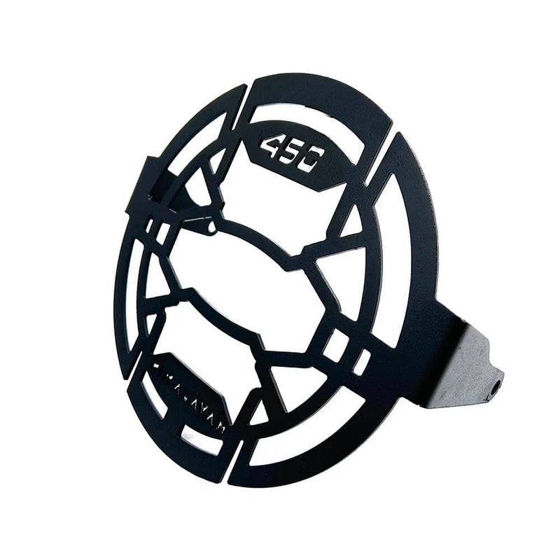 Load image into Gallery viewer, Detalhe da proteção de farol em aço inoxidável acabamento preto 
