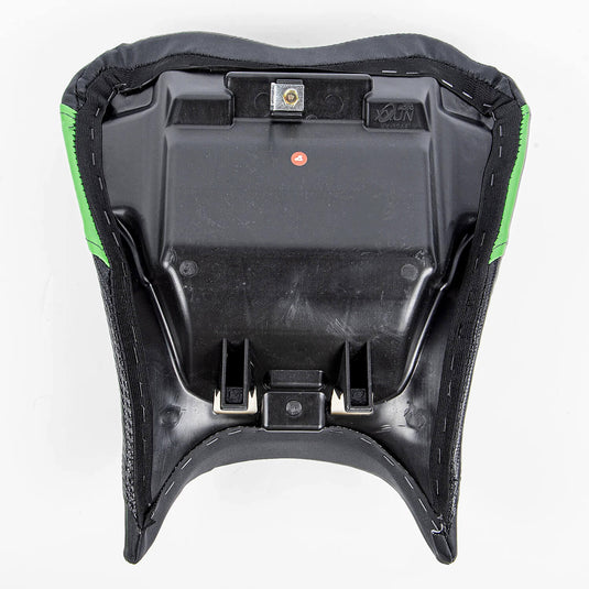 Banco Kawasaki Ninja 400 preto frontal pendura conforto