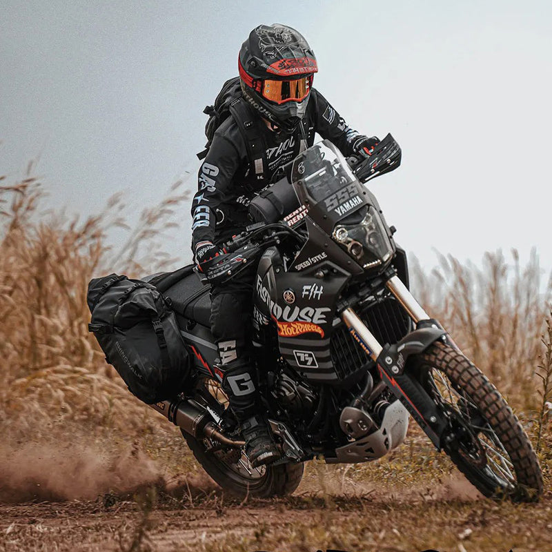 Carregue imagem no visualizador da galeriaSacos laterais para moto Rhinowalk 18L/28L/48L - Impermeáveis com sistema de fixação sem suporte
