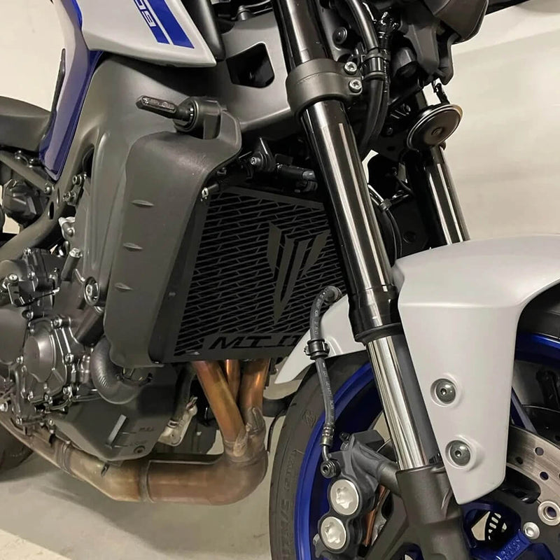 Load image into Gallery viewer, Grelha radiador Yamaha MT-09 Tracer 9 - detalhe resistente oxidação e corrosão
