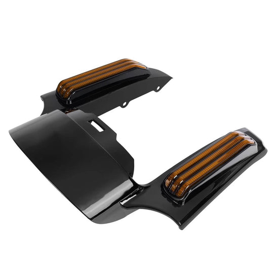 Detalhe lente LED amarela pisca extensão guarda-lamas Harley
