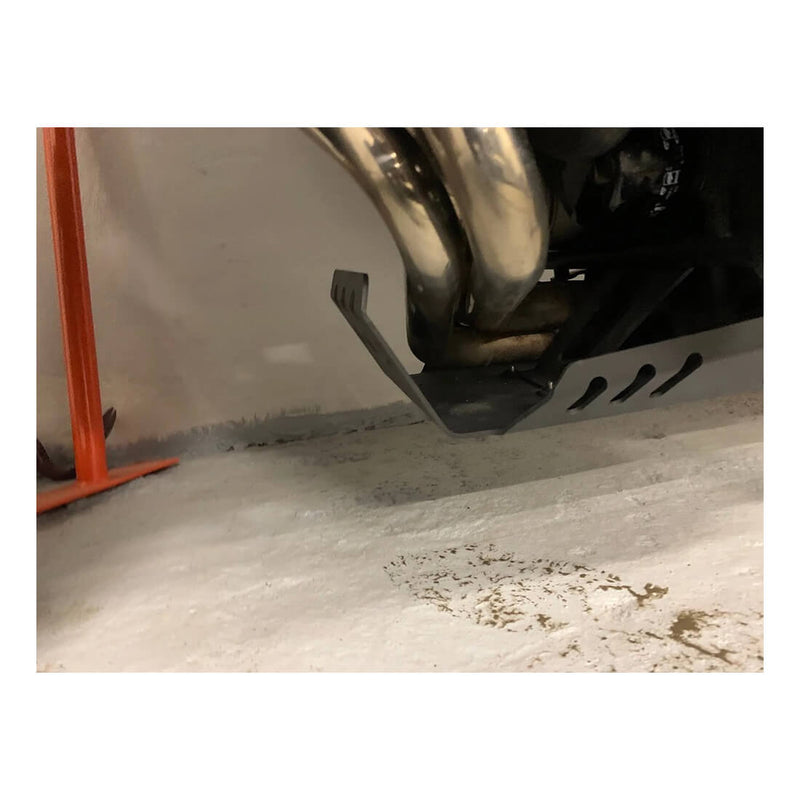 Load image into Gallery viewer, Protetor de cárter em alumínio maquinado de alta resistência para Yamaha MT-09, XSR900 e Tracer 900
