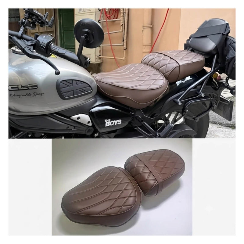 Load image into Gallery viewer, Banco moto CFMOTO 450CLC 2025 2026 design ergonómico 2 cm mais alto e 2 cm mais largo OEM
