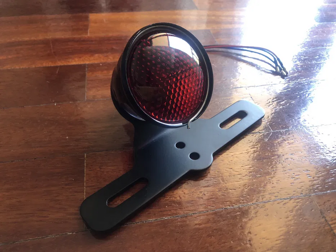 Farolim traseiro retro clássico moto cafe racer scrambler bobber